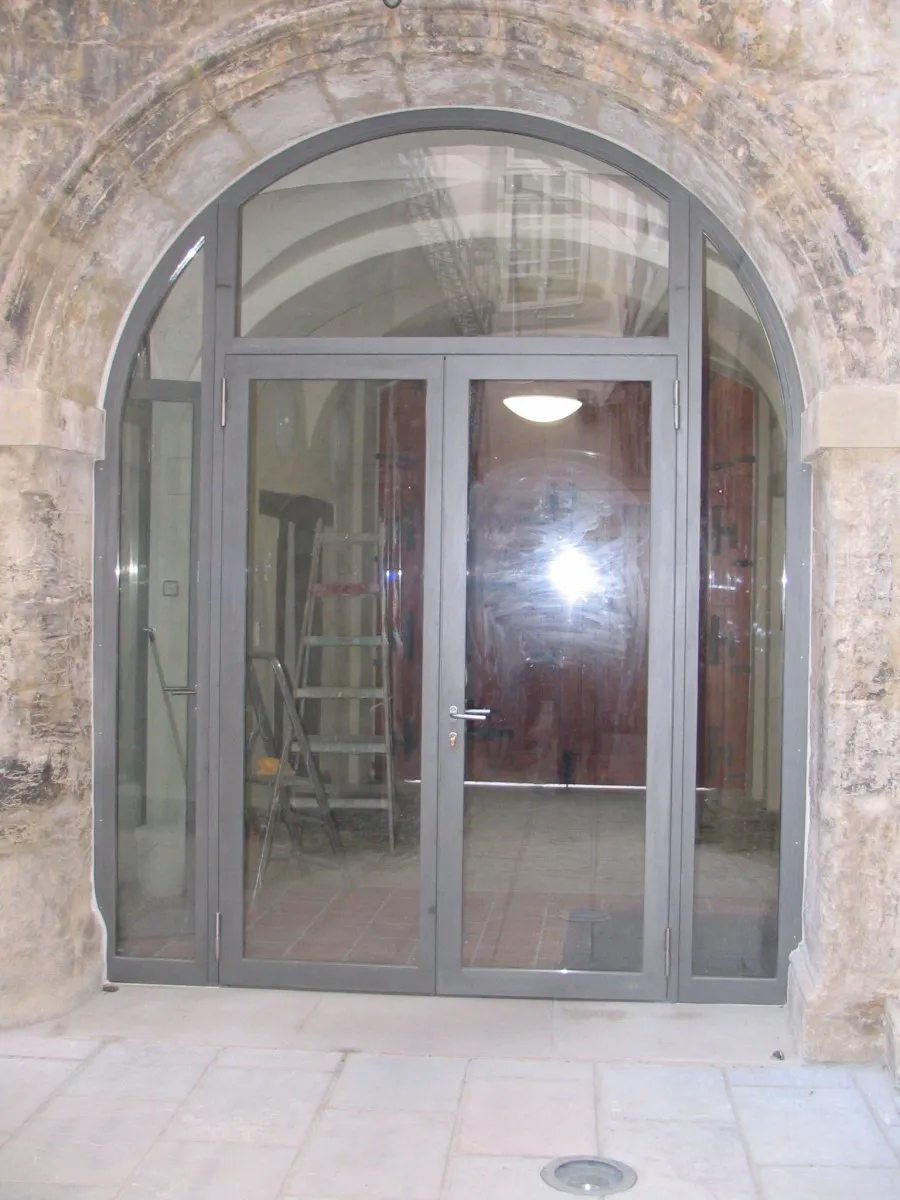 Chvalský zámek, Praha (2007)